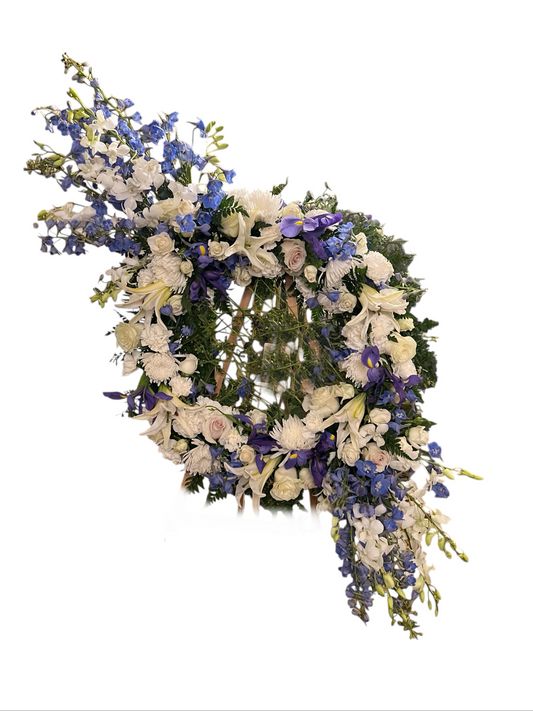 Heavenly Tribute Open Wreath.